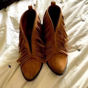 Coconuts by Matisse size 8